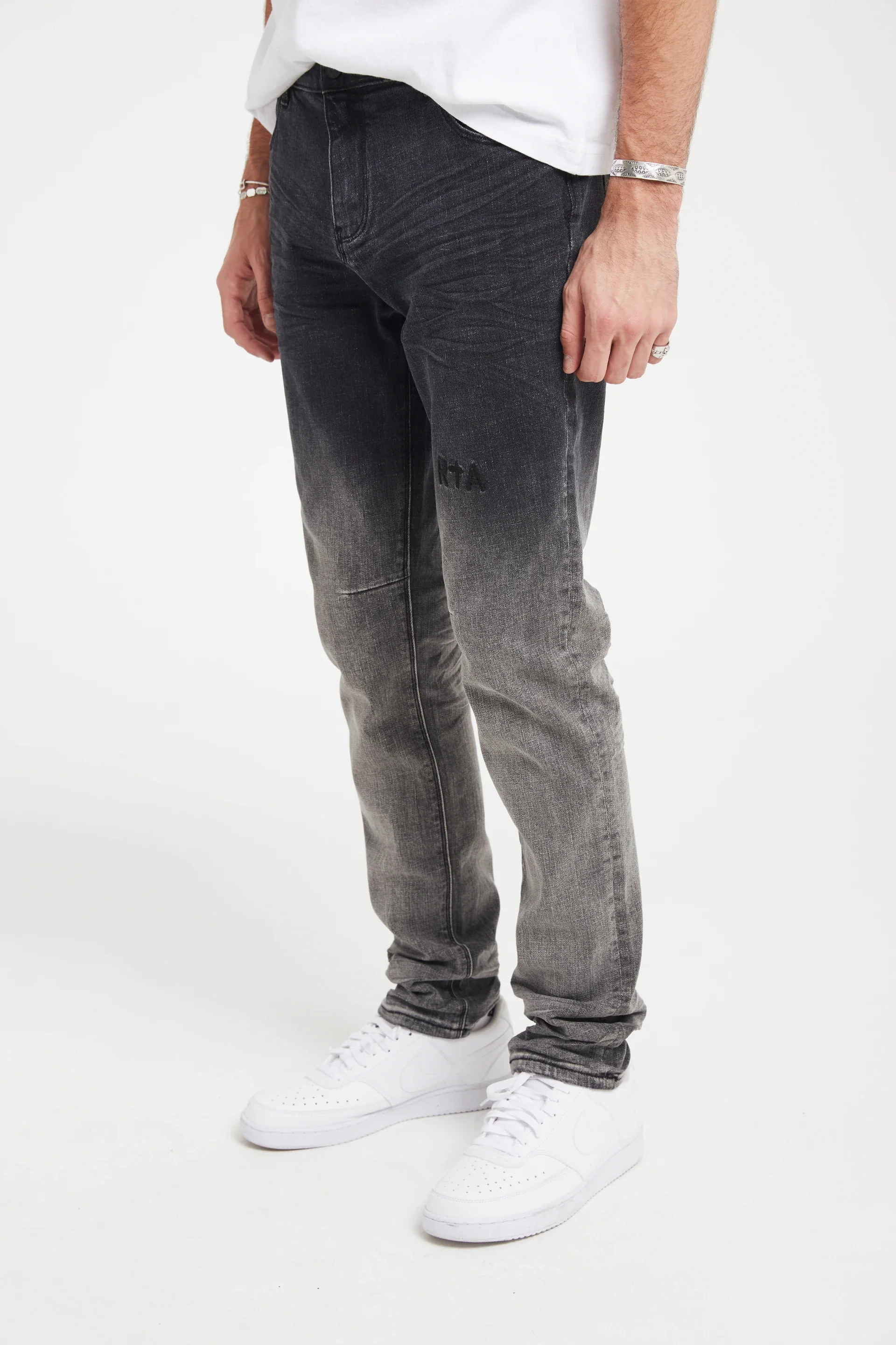 BRYANT SKINNY JEAN | LIGHT CHARCOAL - Image 5