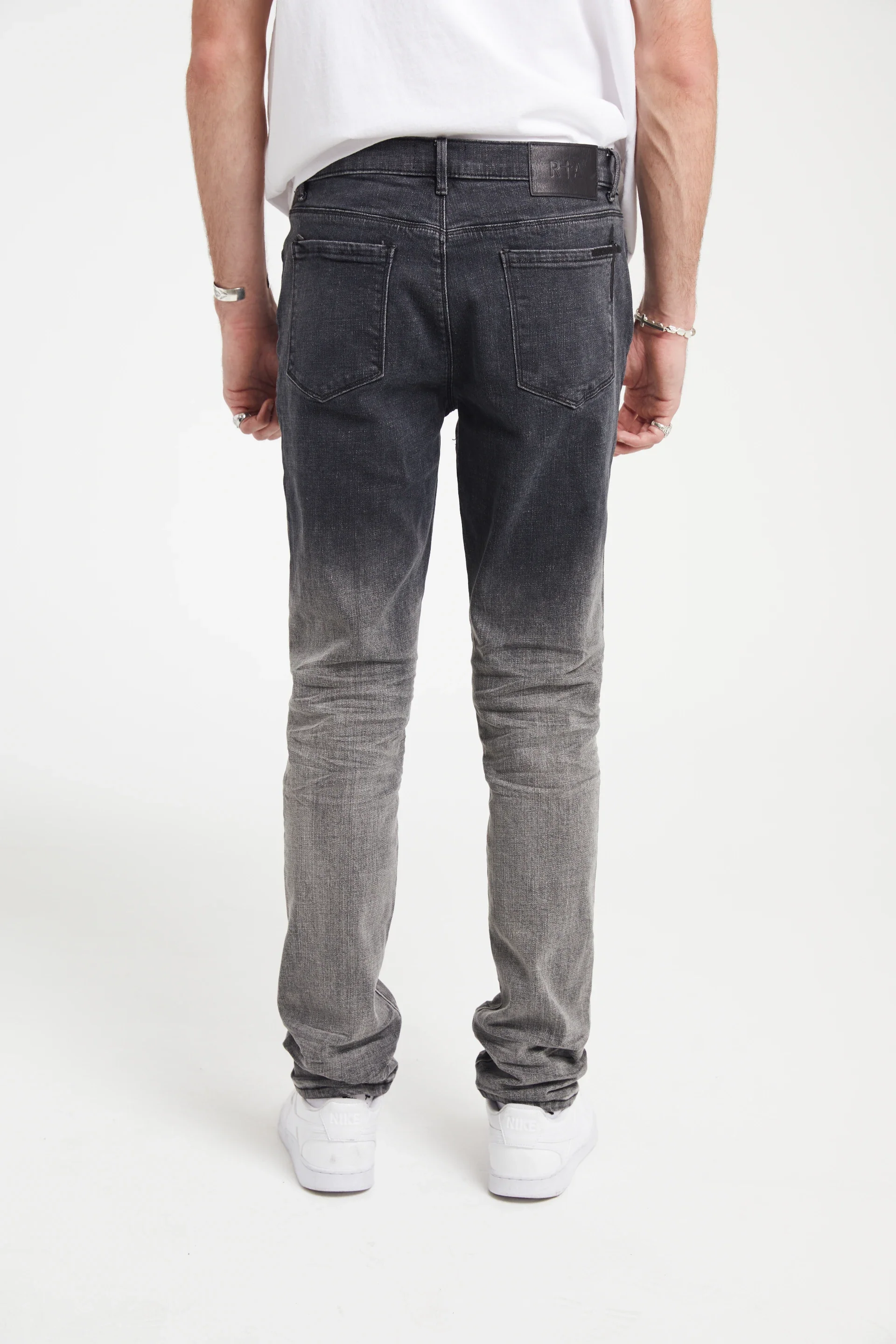 BRYANT SKINNY JEAN | LIGHT CHARCOAL - Image 6
