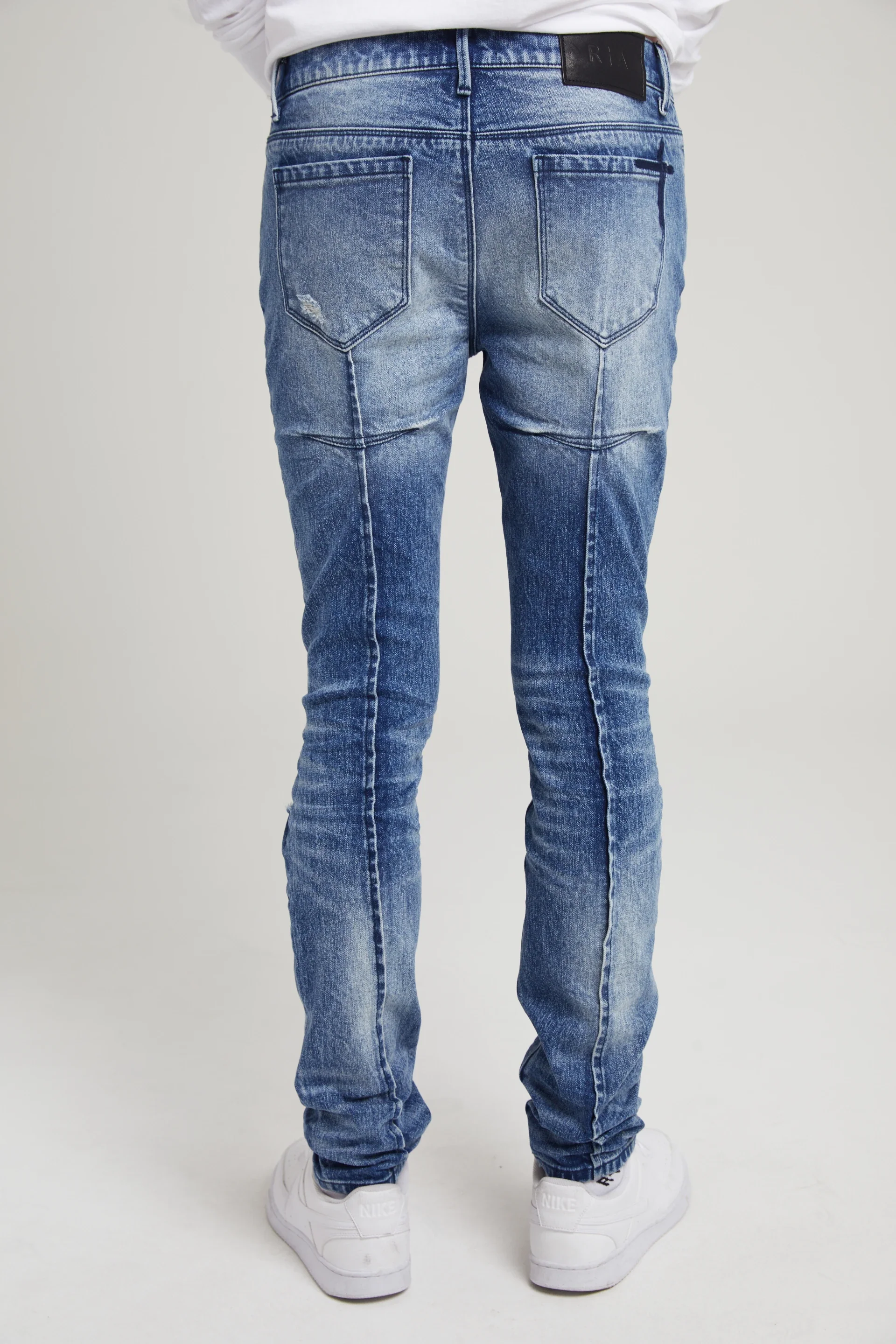 CLAYTON RIPPED SKINNY JEAN | MEDIUM WASH DISTRESSED - Image 5