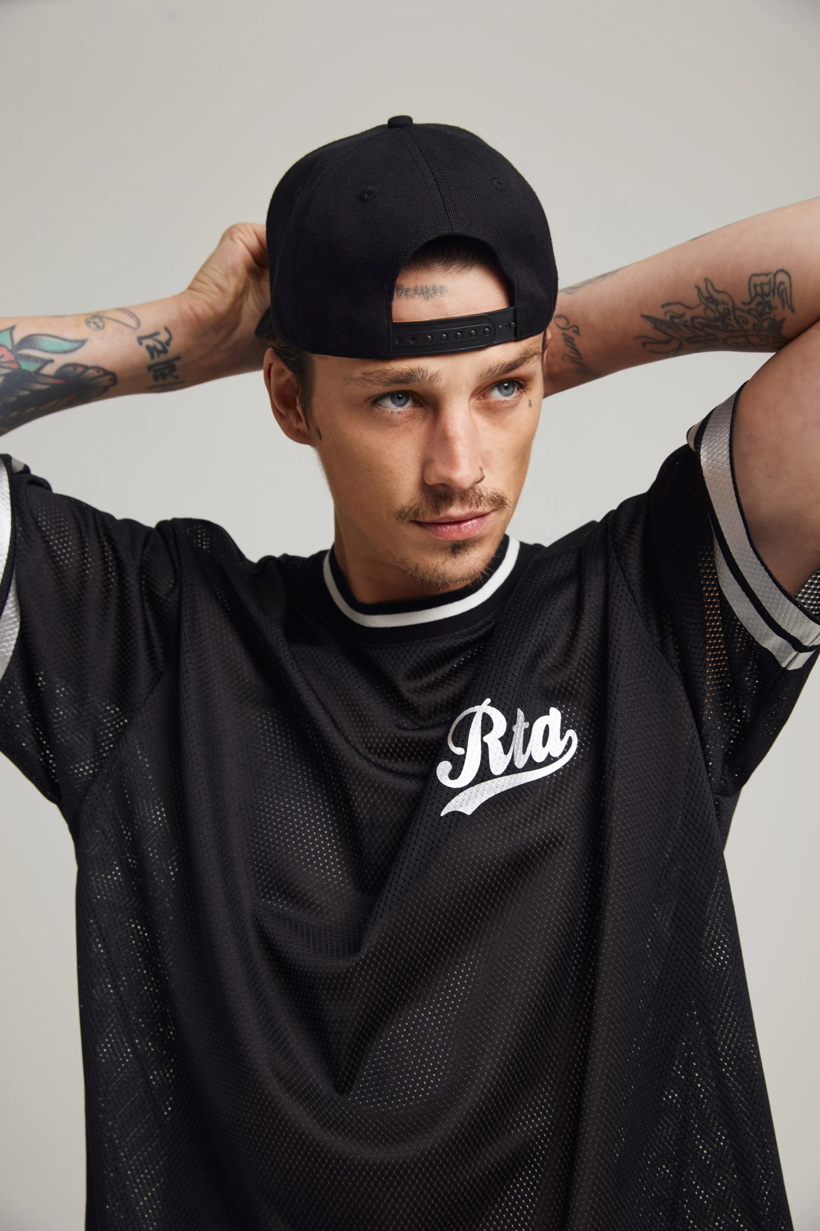 COLIN | BLACK WITH SILVER FOIL - Image 4