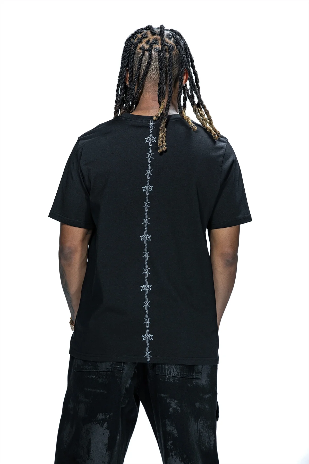 LIAM | BLACK BARBWIRE - Image 4