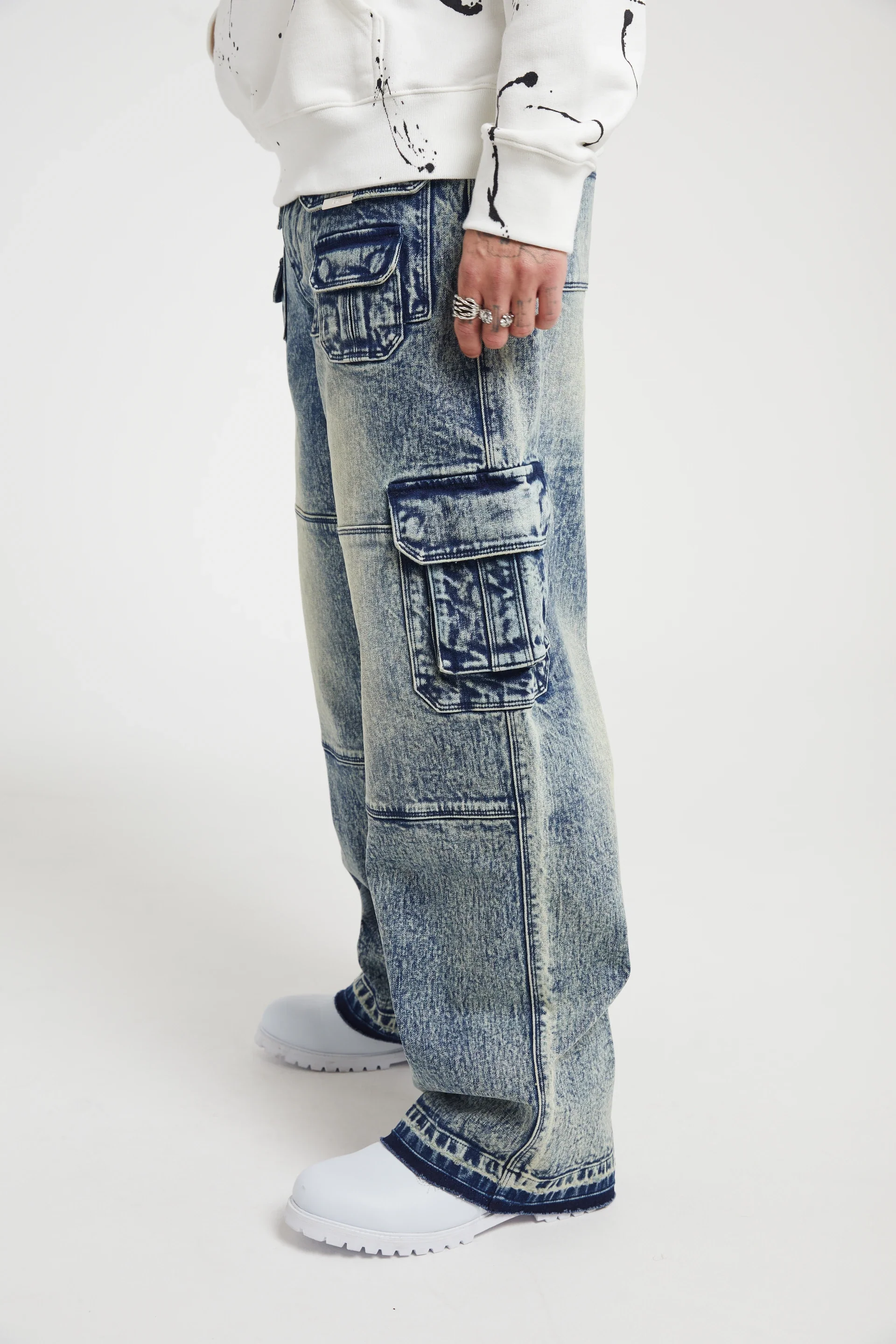 ROMAN | MEDIUM ACID WASH - Image 4