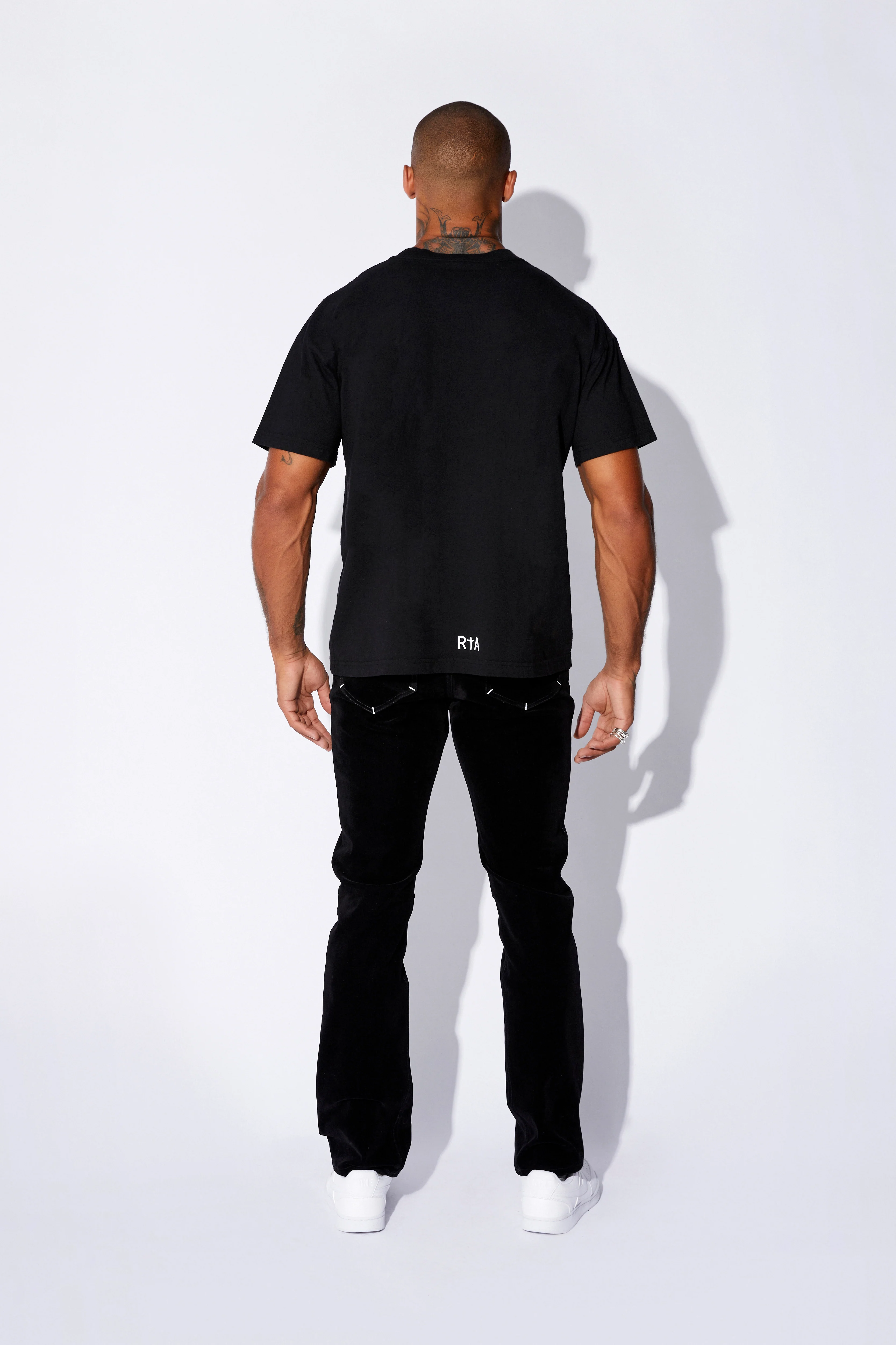 COLIN SHORT SLEEVE TEE | BLACK CHEST LOGO - Image 3